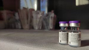 280 здравни работници са ваксинирани досега срещу COVID-19 в област Разград