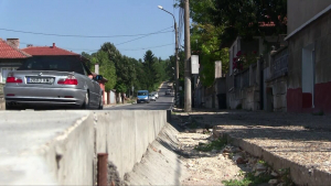 През август започва ремонт на тротоарите в Басарбово, разрушени след друг ремонт