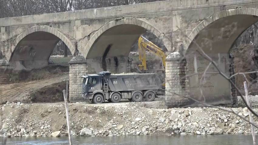 Община Бяла ще плати авансово чрез МФ, над 2 милиона на изпълнителя на реставрацията на моста на Колю Фичето