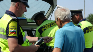 Засилени полицейски проверки по линия на пътния контрол в Русе
