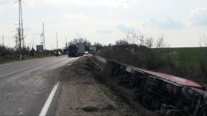 Катастрофа между ТИР и автомобил край Русе се размина без пострадали