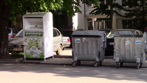 Община Разград постави 5 контейнера за стари дрехи и обувки в различни райони