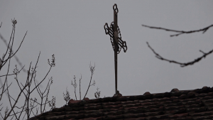 ВИДЕО: Русенски храм се нуждае от спешен ремонт на покрива