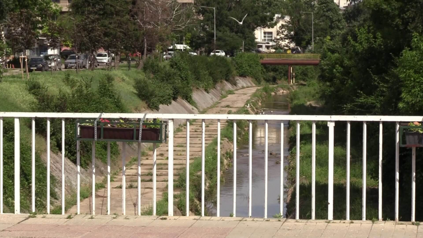 ВИДЕО: Подписаха споразумението за мащабния ремонт на коритото на река Бели Лом в Разград
