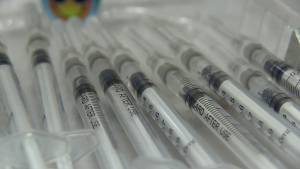 Лични лекари в Русе отчитат огромен интерес към противогрипните ваксини, на места има недостиг
