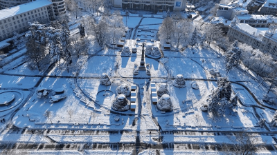 ВИДЕО: Зимната обстановка в Русе: Няма да удължават ваканцията на учениците