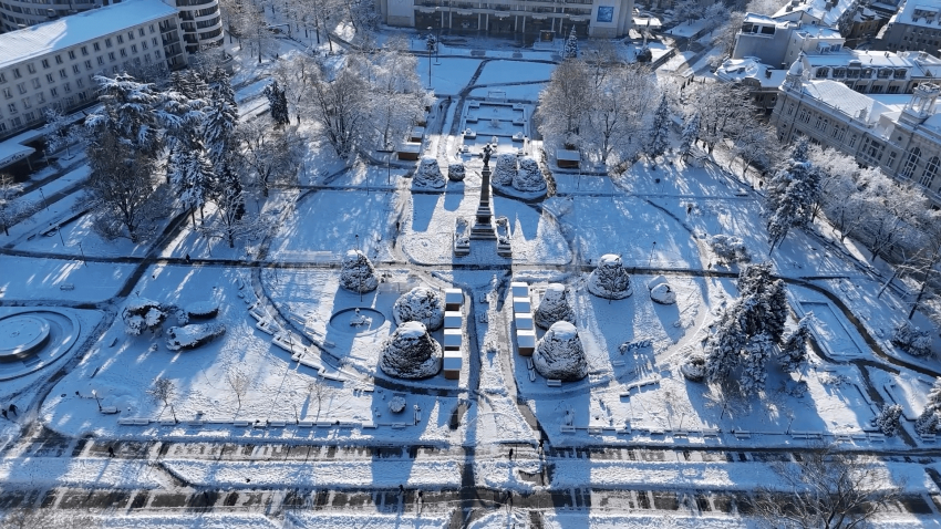 ВИДЕО: Зимната обстановка в Русе: Няма да удължават ваканцията на учениците