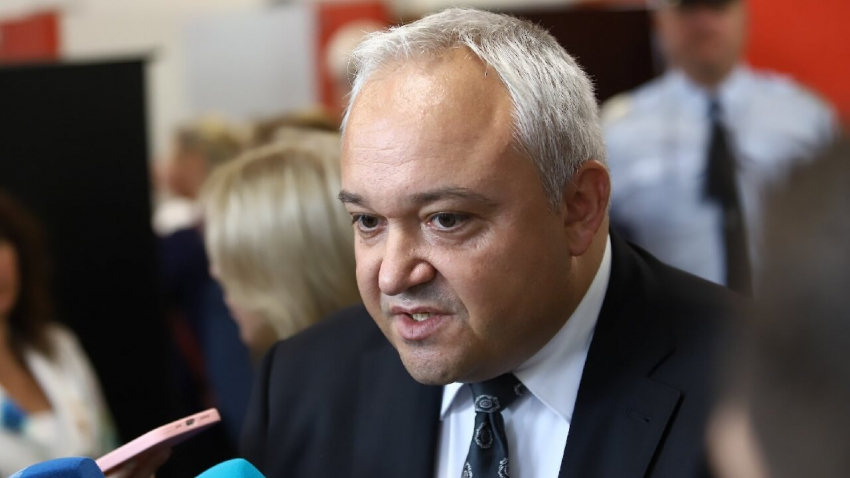 ГЕРБ и БСП поискаха оставката на вътрешния министър