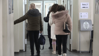 ВИДЕО: Над 200 души от две шивашки фирми в Русе остават без работа до края на април