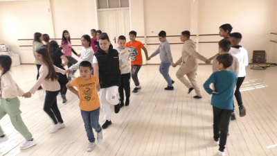 ВИДЕО: Българските песни и танци обединяват деца от различни етноси в Търговище