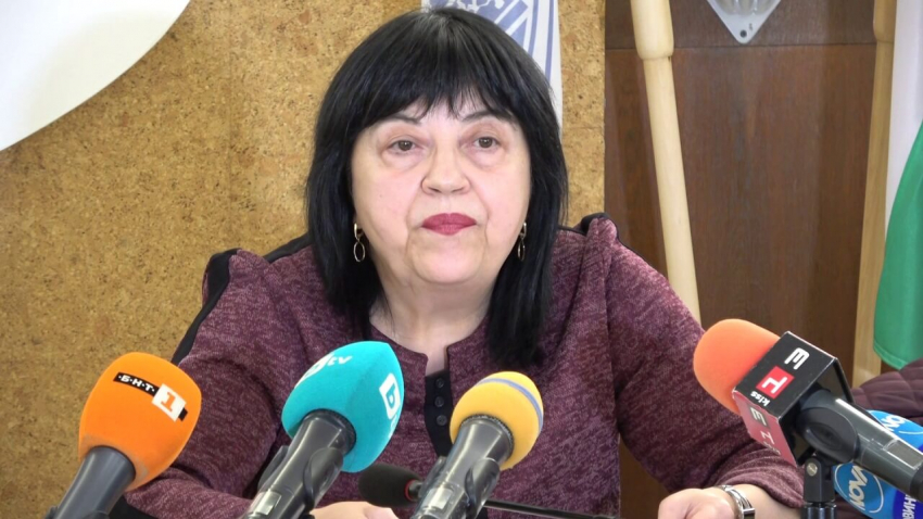 Няма да въвеждат нови мерки срещу COVID-19 в Русе, въпреки високата заболеваемост