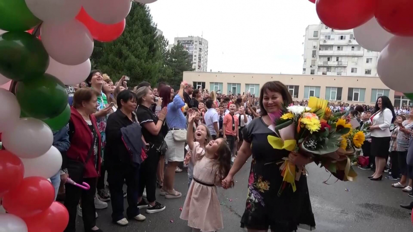 ВИДЕО: Отчитат сериозен интерес към системата за електронен прием на първолаци в Разград