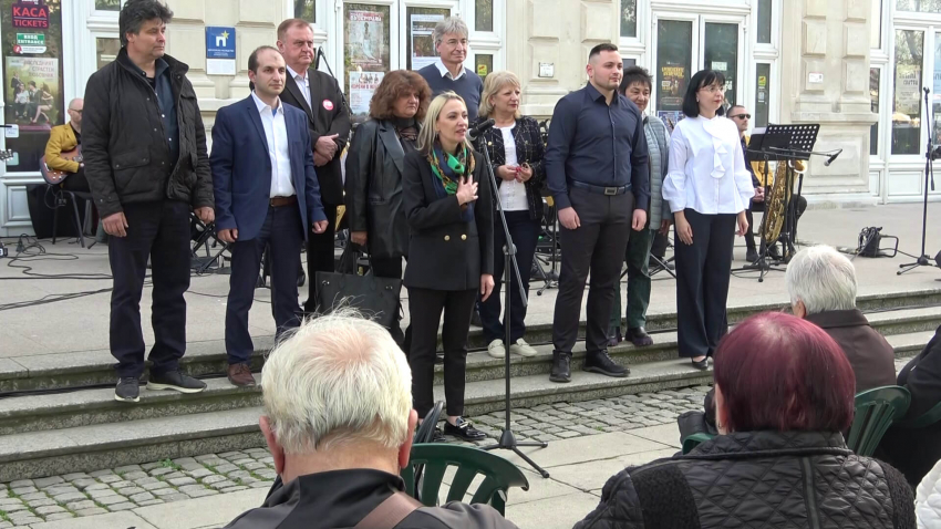 ВИДЕО: БСП - Обединена левица закри кампанията си в Русе