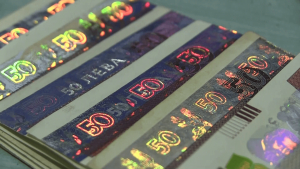 Правителство, работодатели и синдикати обсъждат утре промените в бюджета