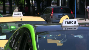 Таксиметровият бранш в Русе с допълнителни идеи за по-голямата сигурност на шофьорите
