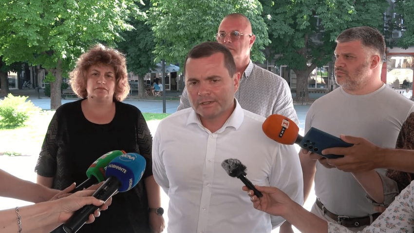 ВИДЕО: Побой заради цигара пред училище в Русе предизвика спешна среща на институциите