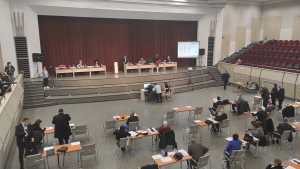 Правилникът на Общинския съвет в Русе предизвика полемика: ГЕРБ и СДС напуснаха залата