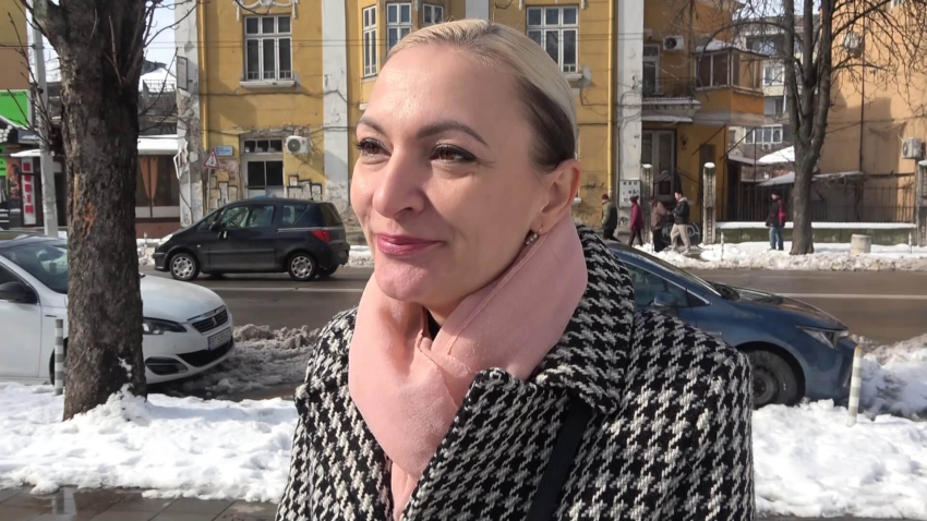 ВИДЕО: Деница Иванова оглавява кандидат-депутатската листа на "БСП - Обединена левица" в Русе