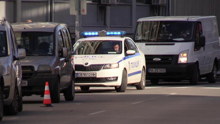 ВИДЕО: Разградската полиция извършва операции заради серия от противообществени прояви на младежи