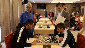 В Русе се провежда първи по рода си шахматен турнир за хора с увреждания
