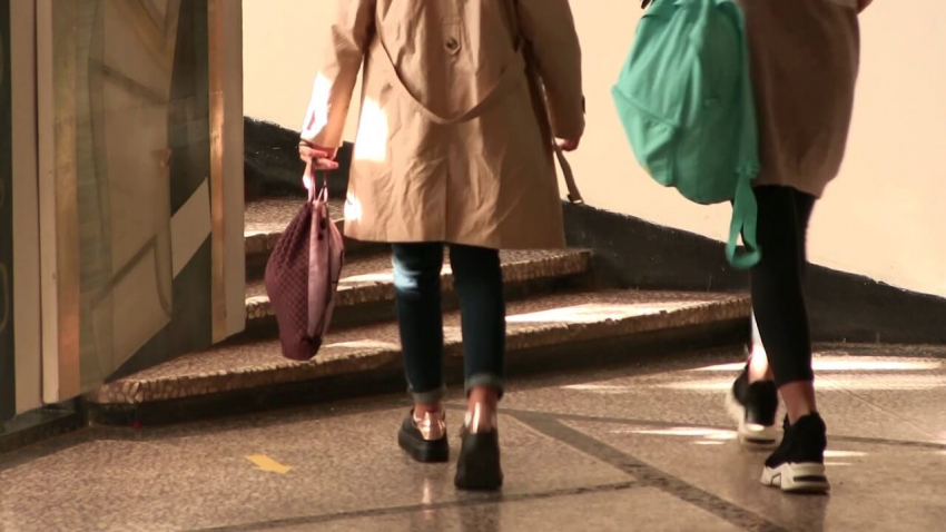 Стотици ученици в СУЕЕ - Русе се връщат в клас от понеделник