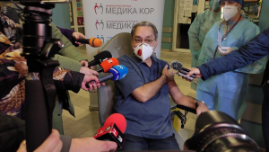 Извършиха първата ваксинация срещу COVID-19 в Русенско