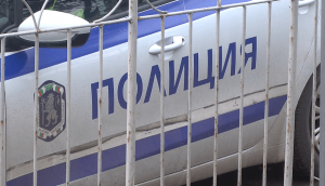Задържаха двама чуждестранни граждани при спецакция срещу разпространението на наркотици в Търговищко