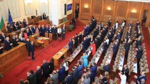 Парламентът подкрепи кабинета &quot;Денков - Габирел&quot;, България вече има редовно правителство