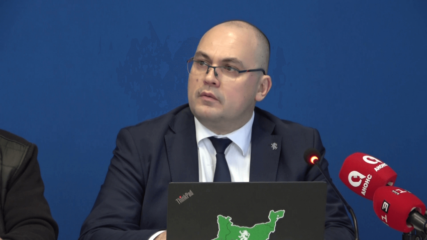 ВИДЕО: &quot;Възраждане&quot; също искат изцяло машинен вот на предстоящите избори