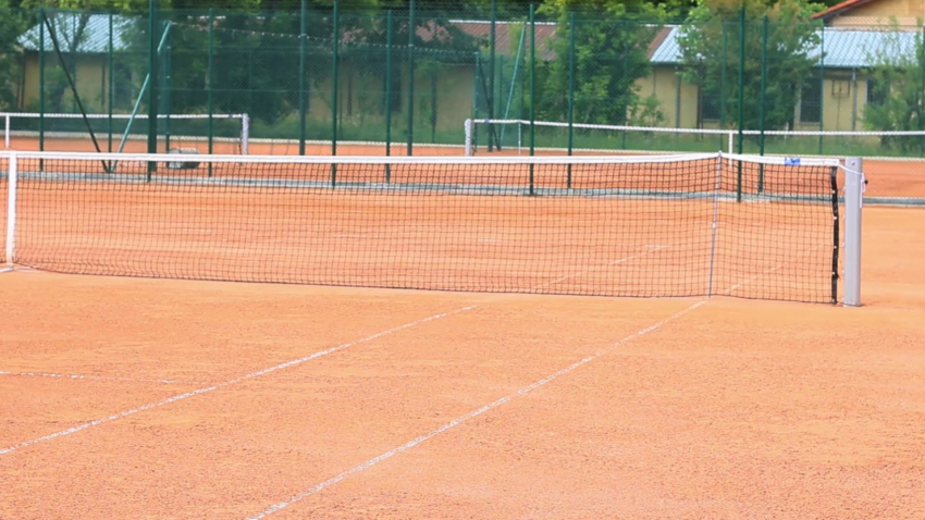 Четири нови тенис корта в Търговище са вече отворени за спортуващи граждани /ВИДЕО/