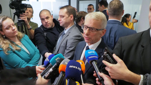 Денков: Несправедливи са критиките към министрите, включително и от президентството