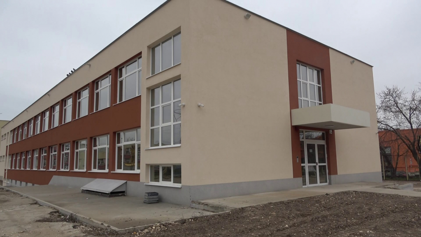 ВИДЕО: Откриха новия корпус на СУ "Васил Левски" в Русе