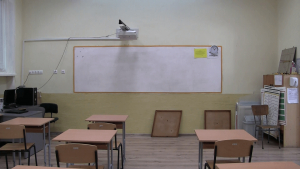 Бюджет 2026: И учителите заплашиха с протести, ако получат минимален ръст на заплатите