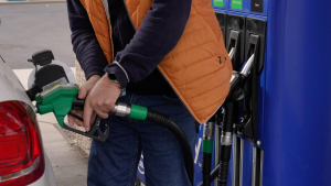 Прогноза: Може ли цената на бензина да надхвърли 3 лева?