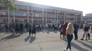 ВИДЕО: Тържествено откриха новата учебна година в Спортното училище в Русе