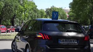 ВИДЕО: Затягат контрола при шофьорските курсове и изпити