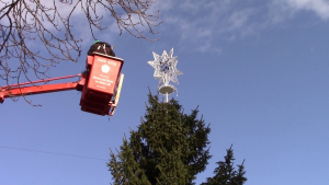 Община Разград се готви за паленето на светлините на Коледната елха
