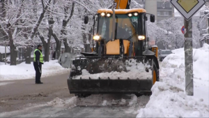 Община Търговище обяви поръчка за снегопочистване на 211 километра общинска пътна мрежа