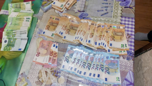 Мащабна акция в Русе, Разград и Търговище разби престъпна група за търсене и предлагане на антики