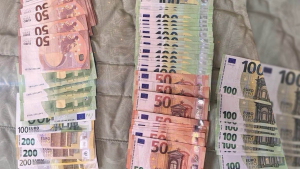 В Русенско задържаха двама, заподозрени в подготовка за търговия с гласове