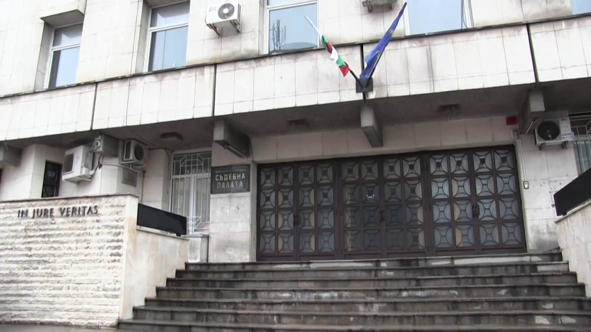 ВИДЕО: Въпреки отказа на Великотърновския съд, ВКС пак му даде делото "Кожухаров"