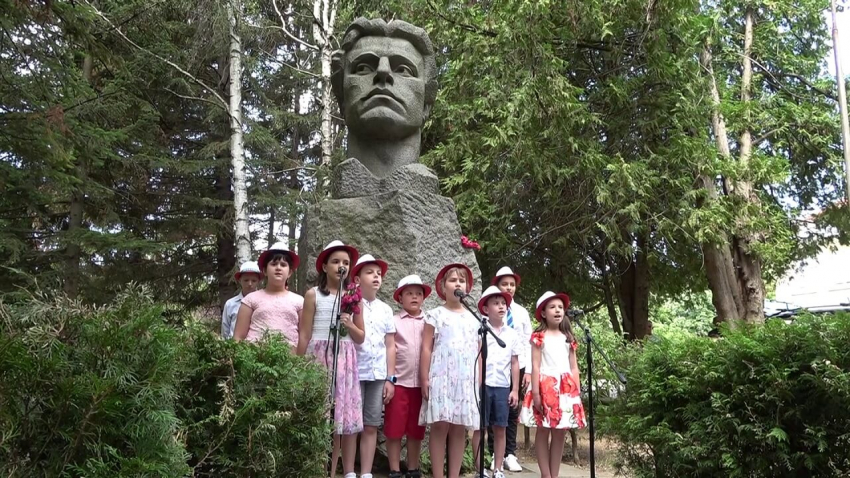 Разград отдаде почит пред паметта на Апостола на Свободата