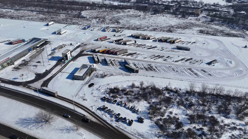 ВИДЕО: Община Русе придобива с държавни пари големия ТИР паркинг на бул. "България"