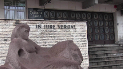 ВИДЕО: Делото за побоя над шефа на русенската полиция ще се гледа във Велико Търново