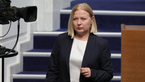 Надежда Йорданова: Оставката на Кандев повдига въпроса дали няма подмяна на кукловодите