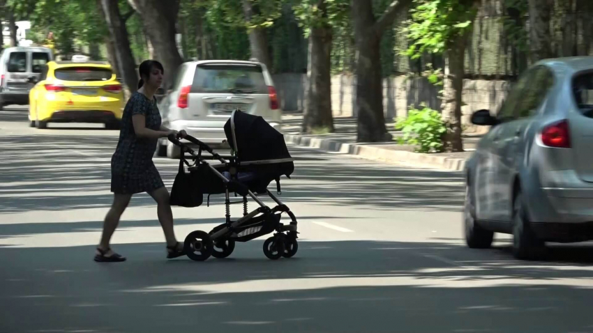 Сигнал до КИС 13: Необходима ли е още една пешеходна пътека на участък от ул. &quot;Чипровци&quot; в Русе?