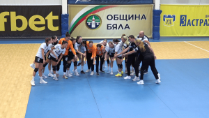 ХК &quot;Бяла&quot; донесе на България първи успех за последните 16 години в евротурнирите