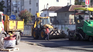 Продължават мащабните улични ремонти в Разград