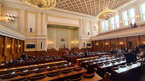 Липса на кворум провали сутрешното заседание на Парламента