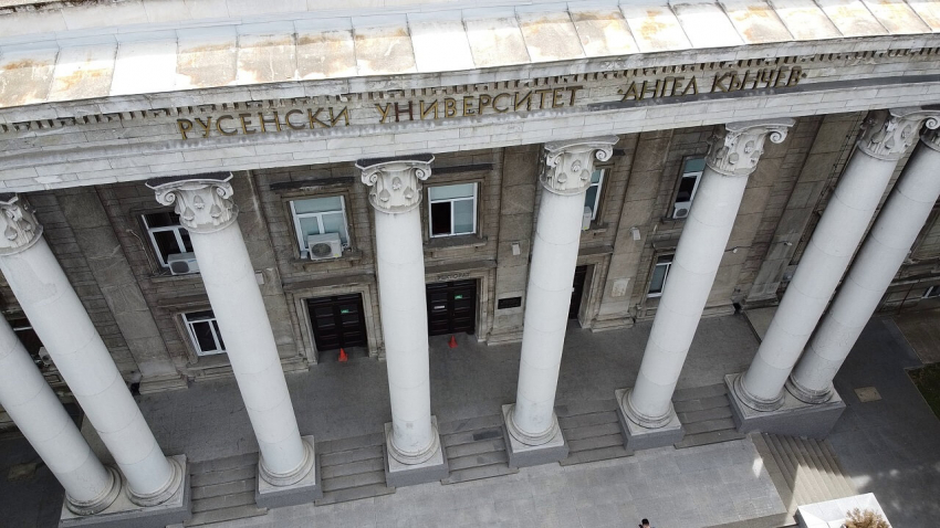 Русенският университет отчита рекорден за последните години прием